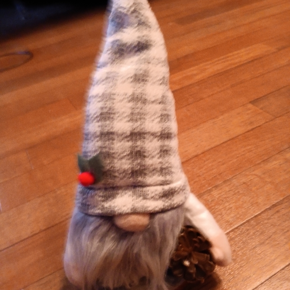 NWT CHRISTMAS 2012 Plaid Gnome Decor